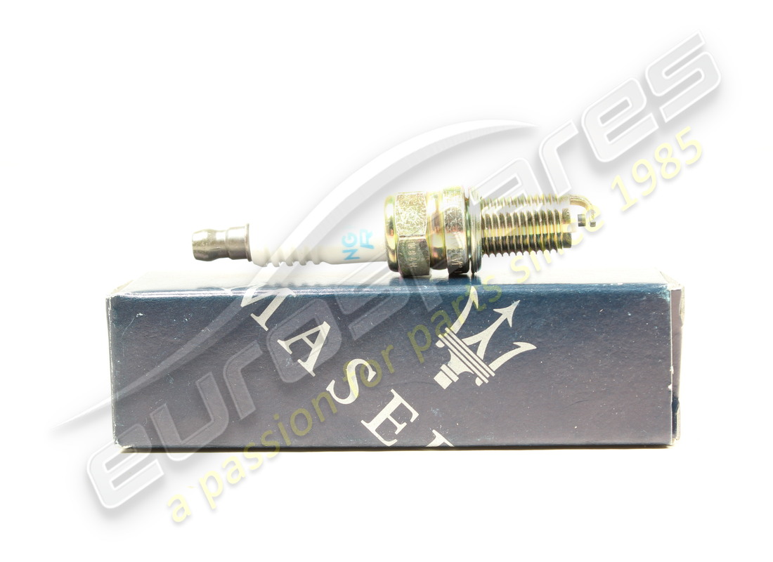 nouvelle bougie d'allumage maserati ngk dcpr 9e. numéro de pièce 97219 (1)