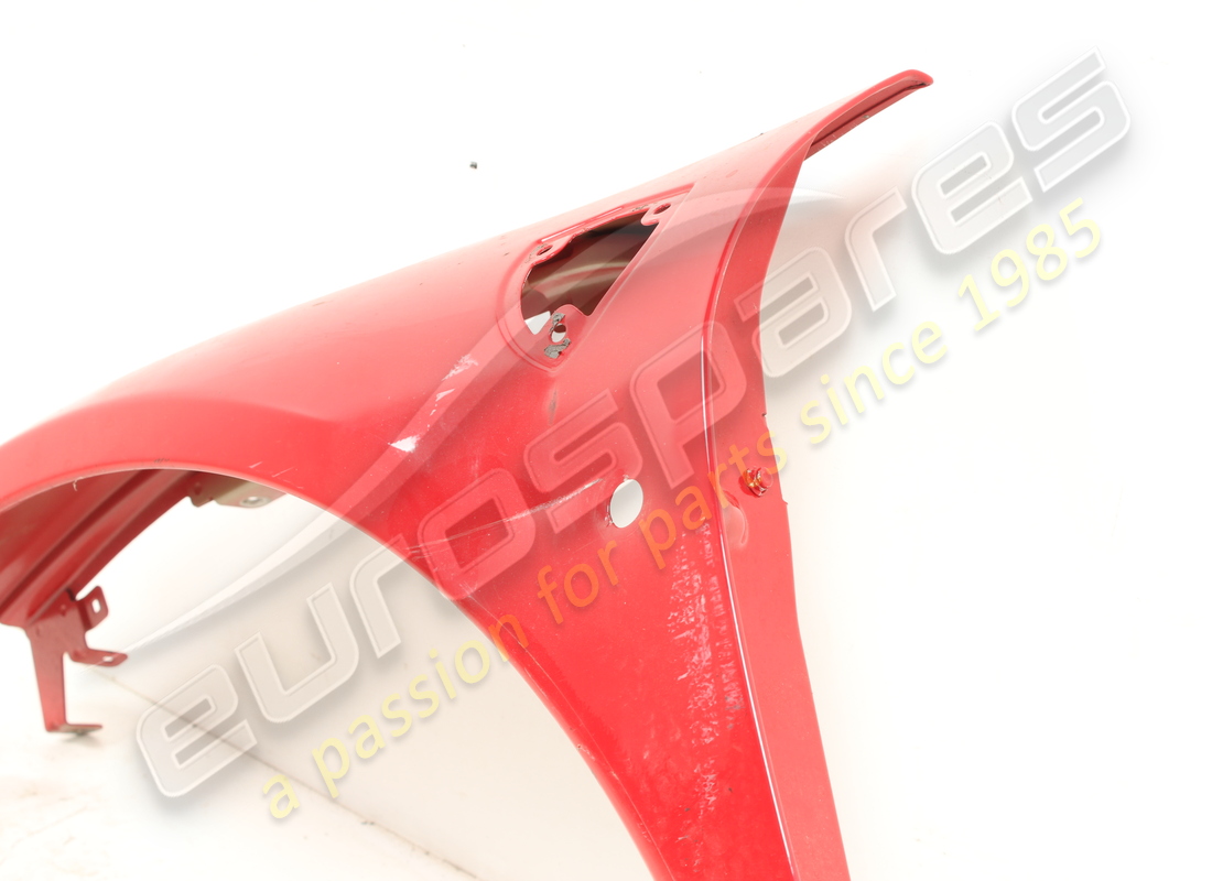 utilisé ferrari aile avant gauche. numéro de pièce 84082011 (2)