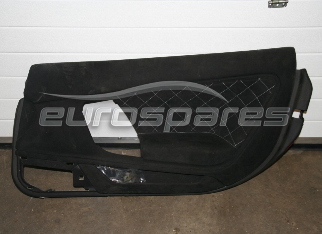 PANNEAU DE PORTE DROIT Lamborghini UTILISÉ. NUMÉRO DE PIÈCE 402867106H (1)