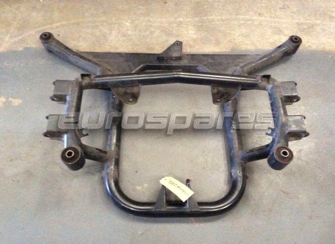 UTILISÉ Maserati CHÂSSIS ARRIÈRE. NUMÉRO DE PIÈCE 382700011 (1)