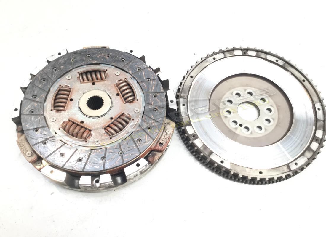 embrayage lamborghini utilisé avec volant moteur. numéro de pièce 07m105269d (1)