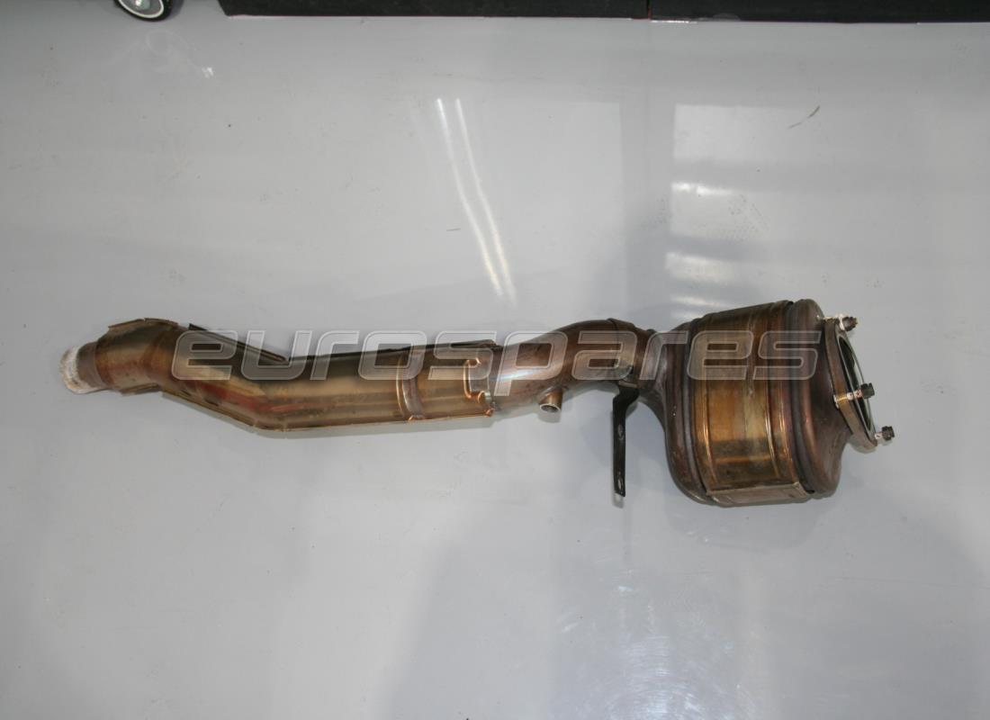 UTILISÉ Ferrari CONVERTISSEUR CATALYTIQUE RH COMPLET. NUMÉRO DE PIÈCE 273319 (1)