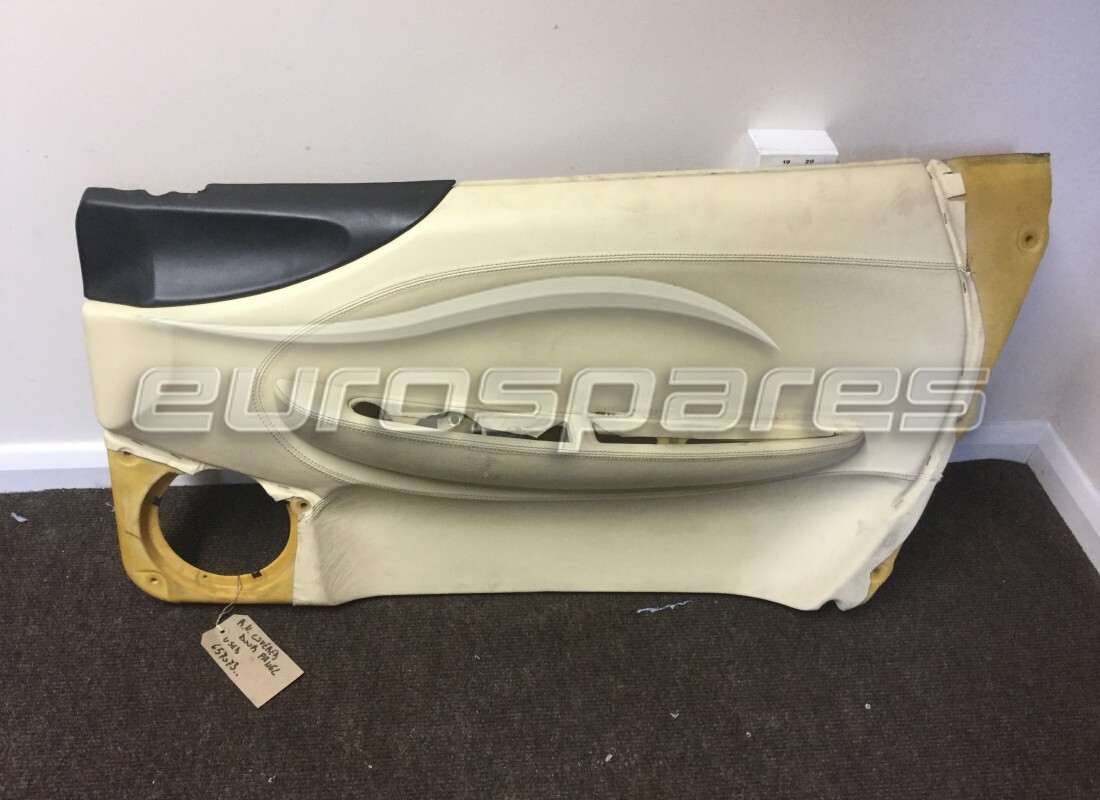 PANNEAU DE PORTE COUVERT DROIT Ferrari UTILISÉ. NUMÉRO DE PIÈCE 657073.. (1)