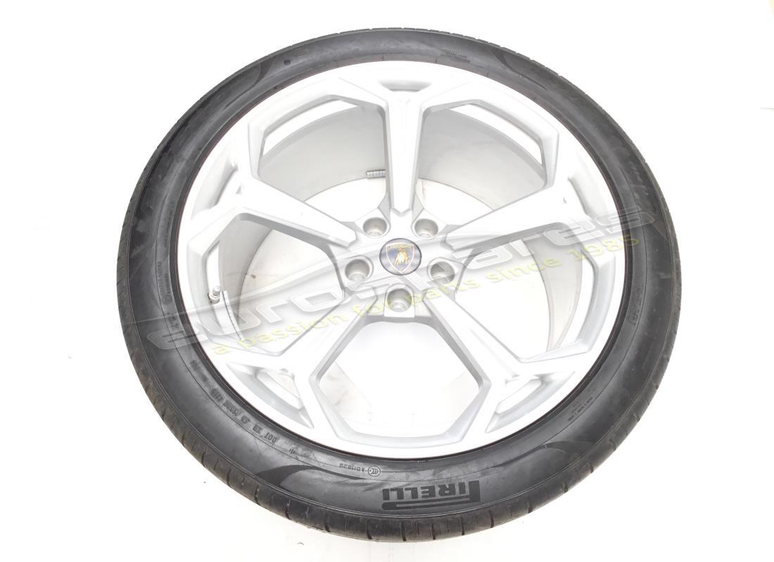 UTILISÉ Lamborghini ROUE ARRIÈRE. NUMÉRO DE PIÈCE 4ML601025L (1)