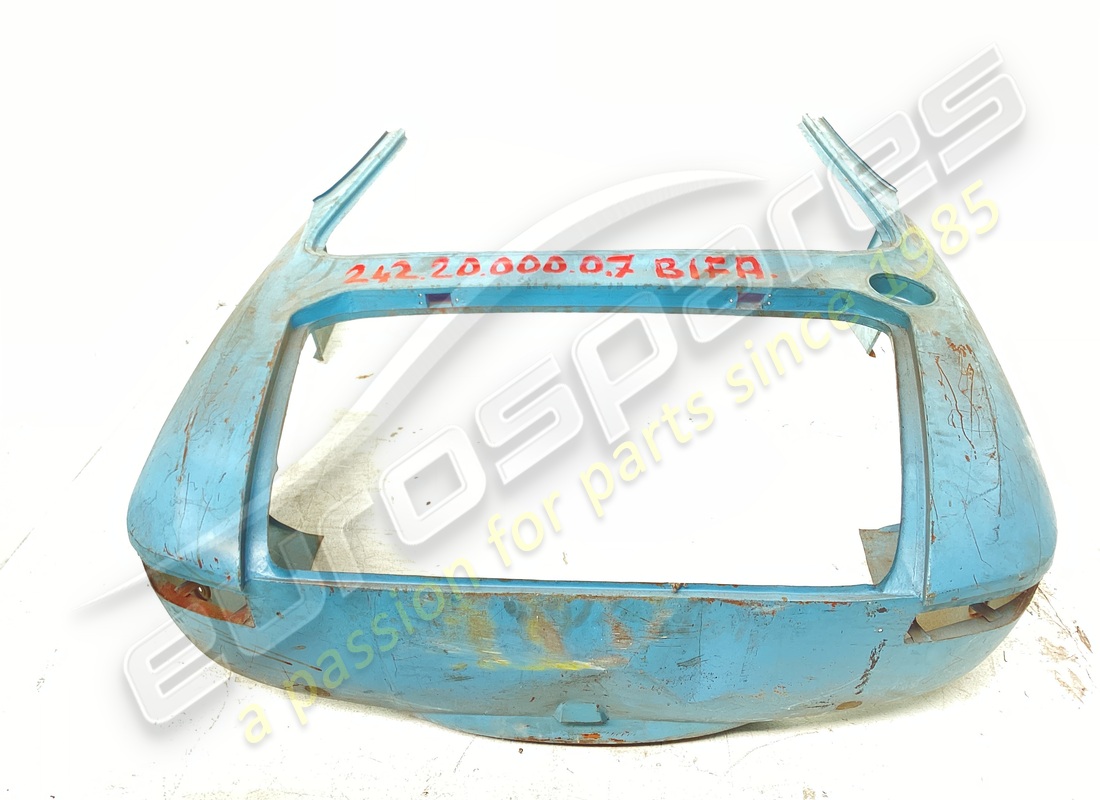 nouveau ferrari arrière complet 330 gt mk1. numéro de pièce 2422000007 (1)