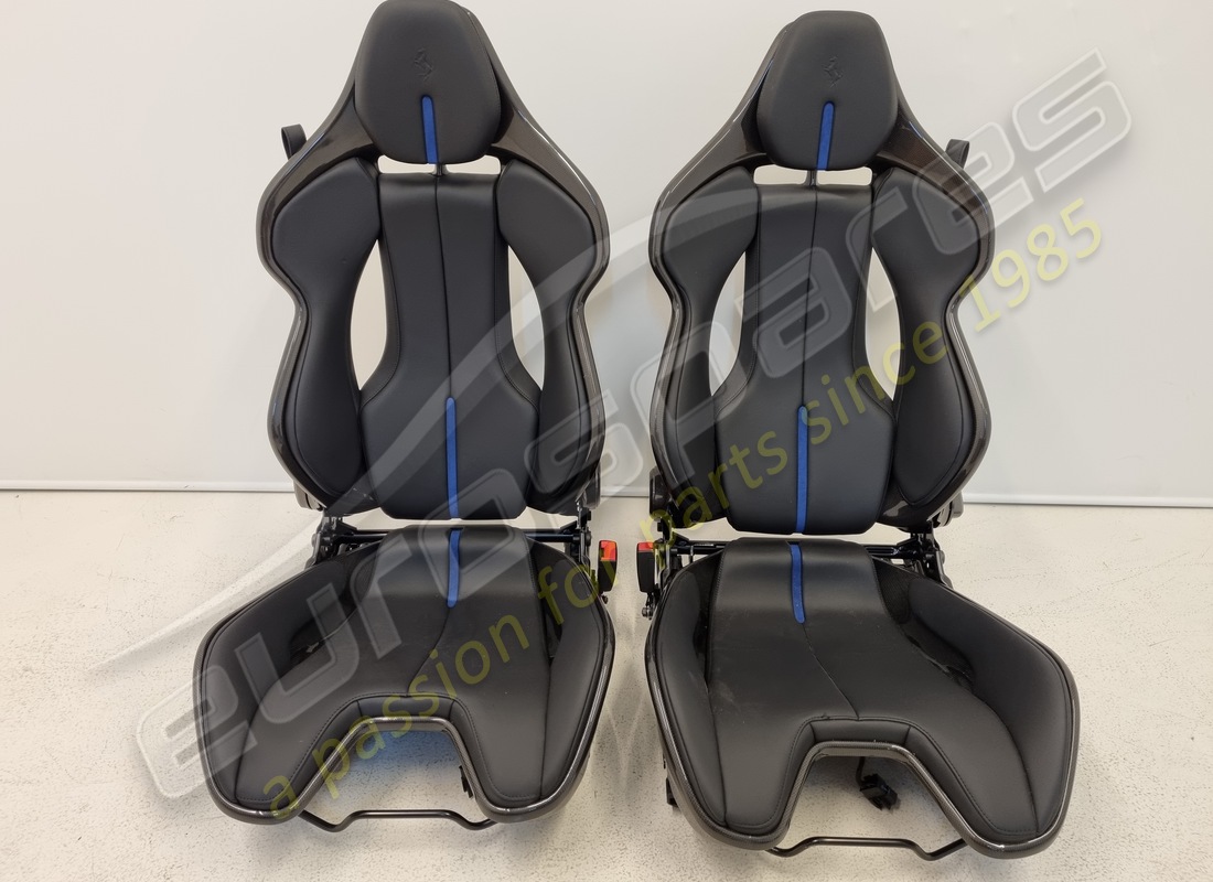 nouveau ferrari sf90 lhd carbon racing des places taille xl. numéro de pièce eap1373891 (1)
