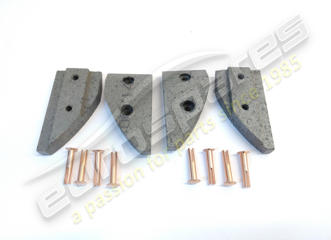 NOUVELLES Eurospares PLAQUETTES DE FREIN À MAIN . NUMÉRO DE PIÈCE 95690705 (1)