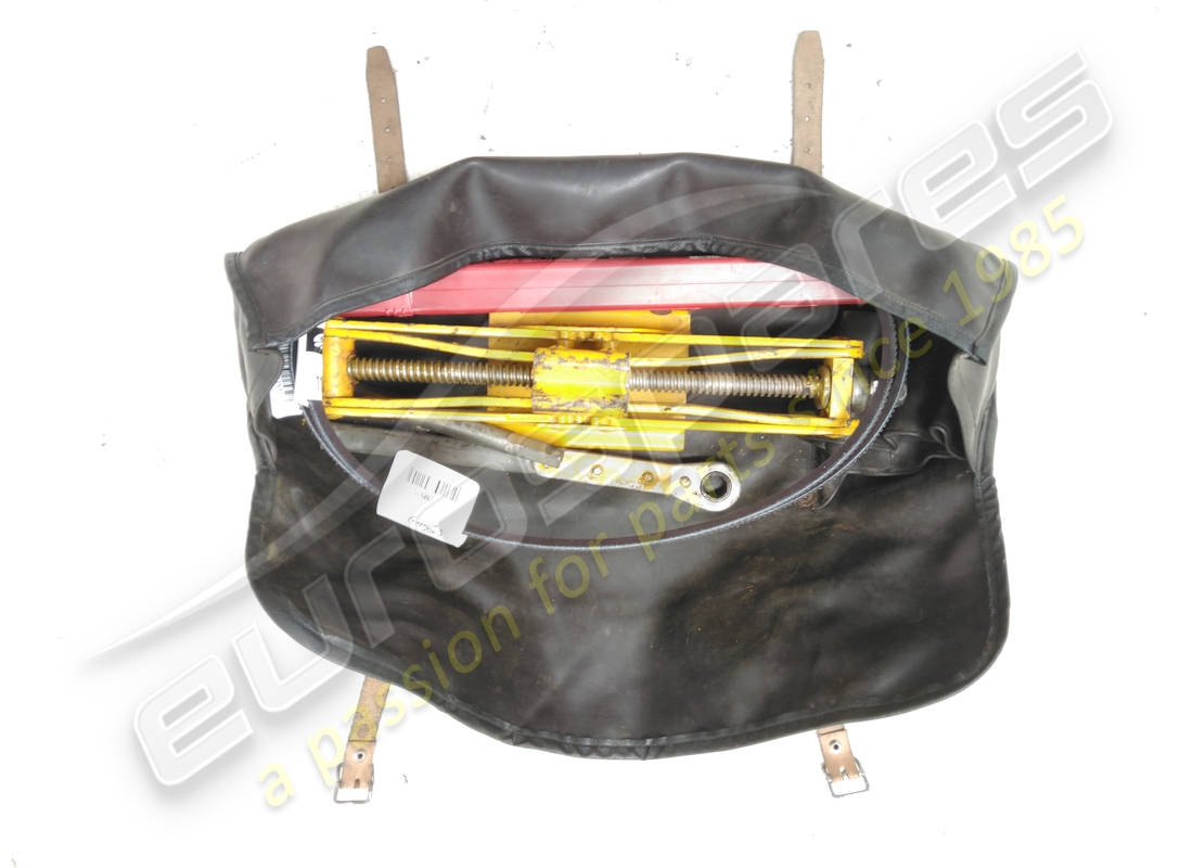 kit de cric ferrari utilisé. numéro de pièce 130423 (3)