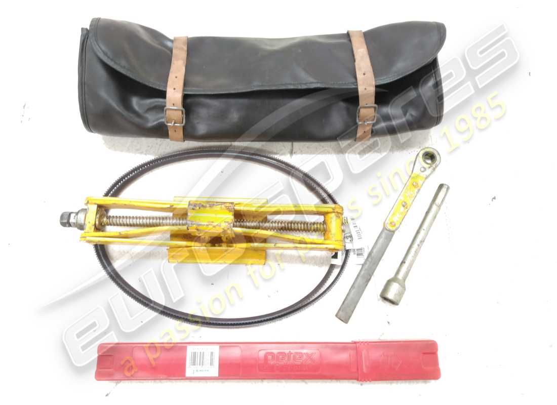 kit de cric ferrari utilisé. numéro de pièce 130423 (4)