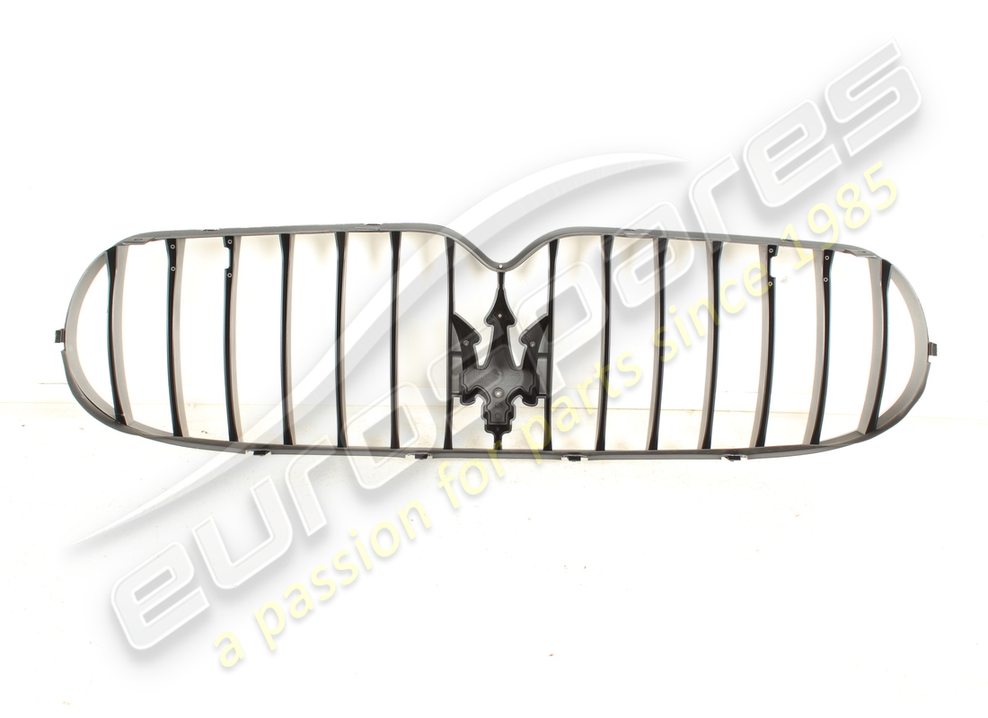 nouvelle grille de pare-chocs noire avec encadrement chromé (type capteur de stationnement). numéro de pièce 81256000 (2)