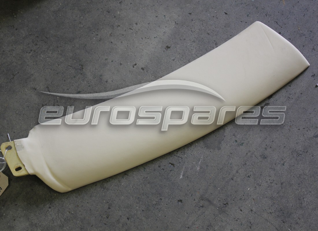 GARNITURE DE POUTRE DE TOIT DROIT Ferrari UTILISÉ. NUMÉRO DE PIÈCE 650725.. (1)