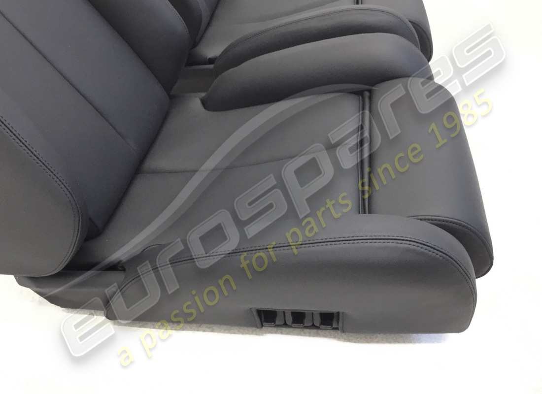 reconditionné eurospares paire noire des places (testarossa). numéro de pièce eap1227215 (4)