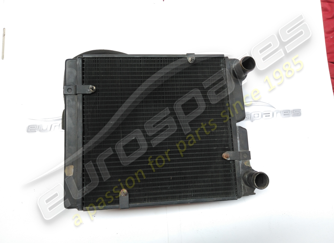 utilisé lamborghini radiateur lh. numéro de pièce 001728845 (2)