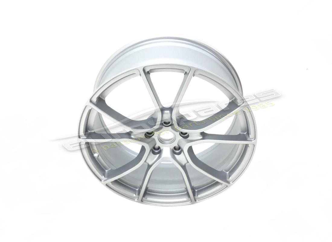 nouvelle roue arrière de course à rayons multiples ferrari. numéro de pièce 928321 (1)