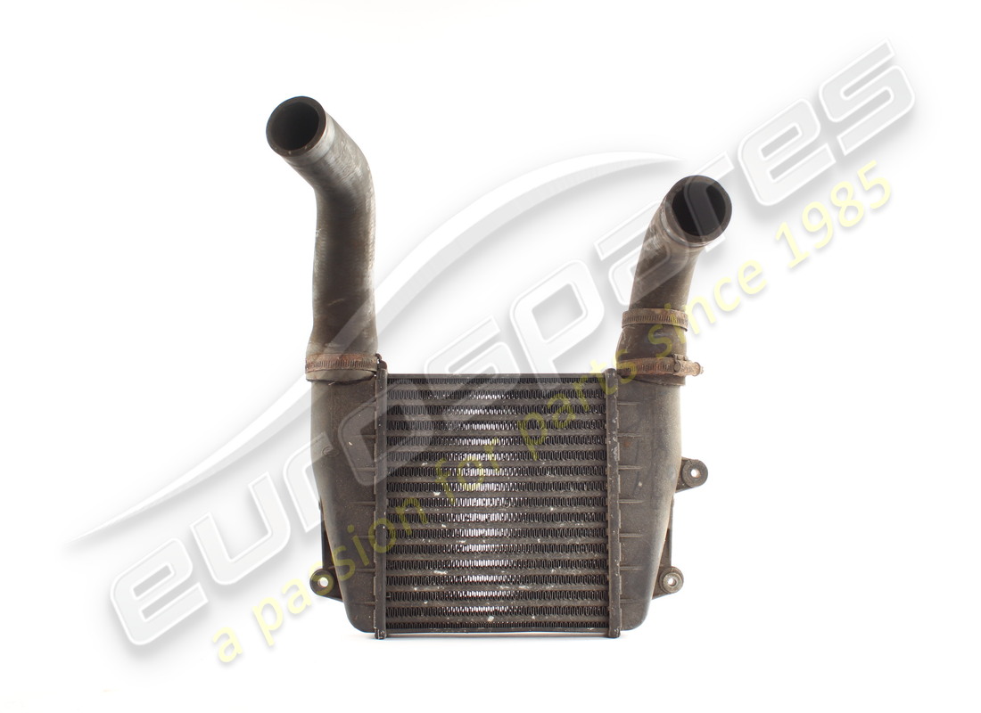Maserati ÉCHANGEUR AIR-AIR UTILISÉ, PEINTURE NOIRE. NUMÉRO DE PIÈCE 473360500 (1)