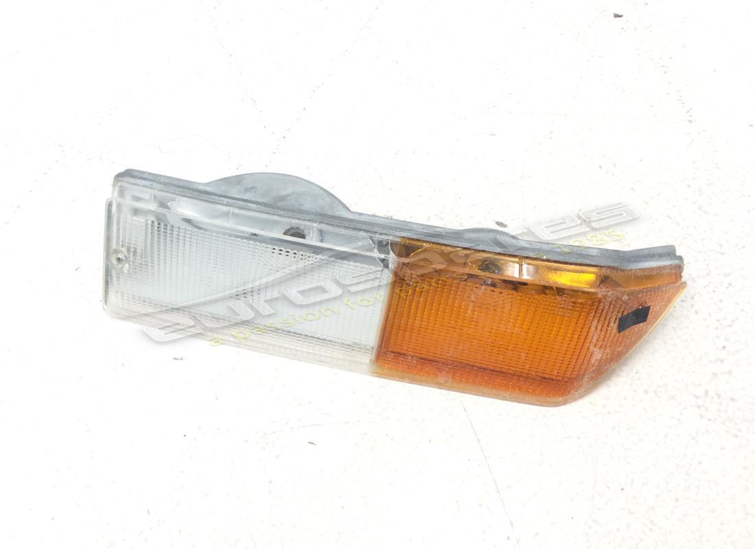 nouveau feu indicateur avant gauche ferrari. numéro de pièce 2558317100 (1)