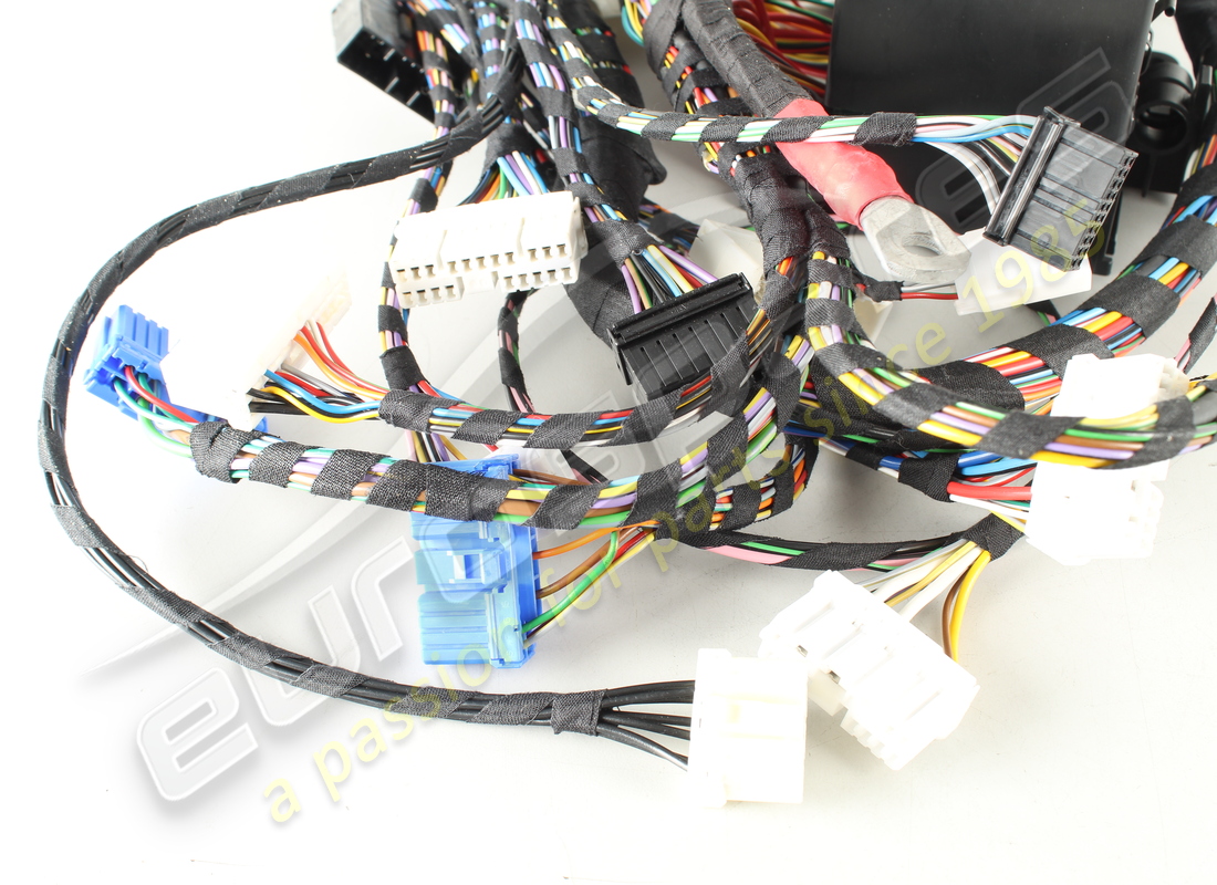 NOUVEAUX CÂBLES DE TUNNEL ARRIÈRE GAUCHE FERRARI. RÉFÉRENCE 177914 (4) nouveaux câbles de tunnel arrière gauche ferrari. référence 177914 (4)