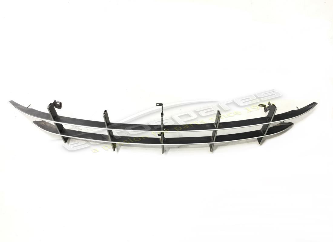 GRILLE DE PARE-CHOC Ferrari UTILISÉE. NUMÉRO DE PIÈCE 911177 (1)