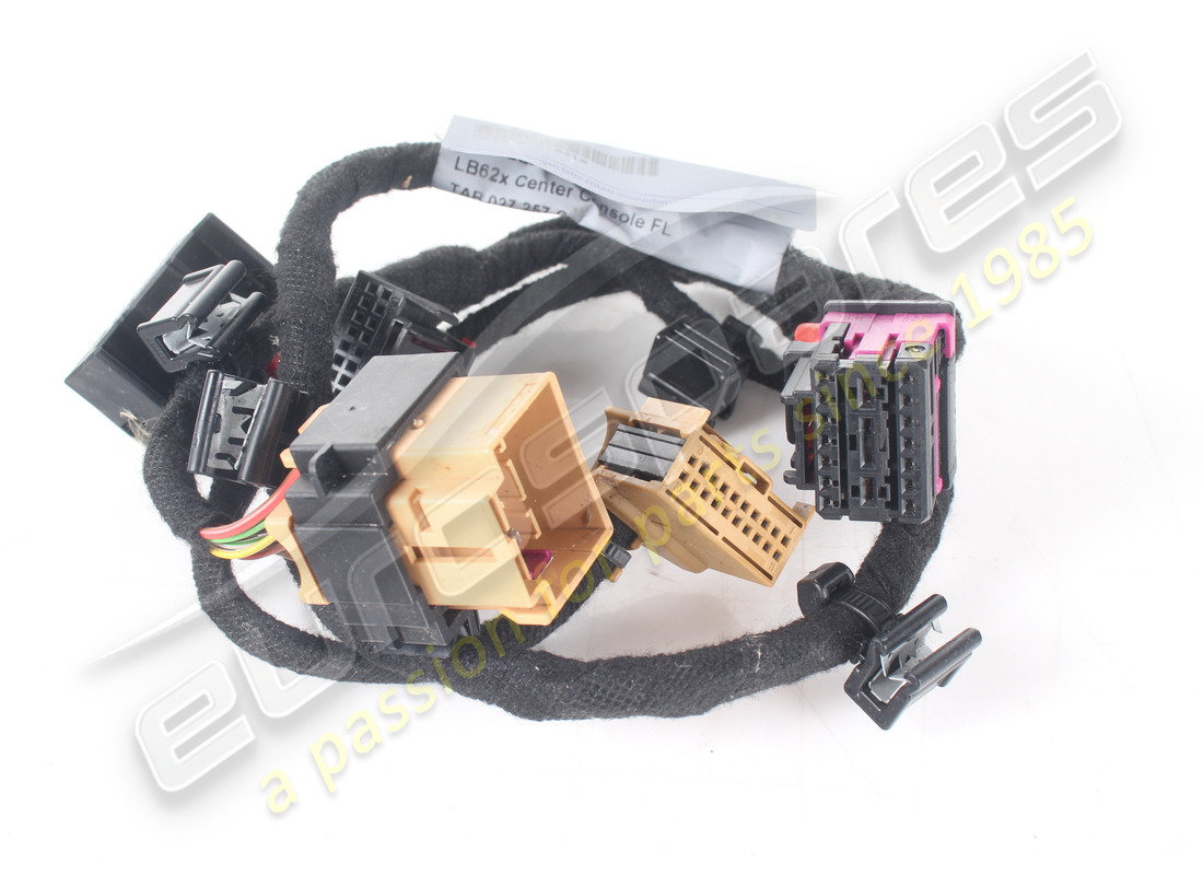 HARNAIS Lamborghini UTILISÉ, CENTRE. NUMÉRO DE PIÈCE 4T0971641 (1)