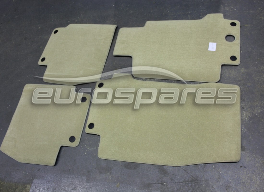 NOUVEAU (AUTRE) Maserati REM.CARP.KIT-BEIGE M. . NUMÉRO DE PIÈCE 981600813 (1)