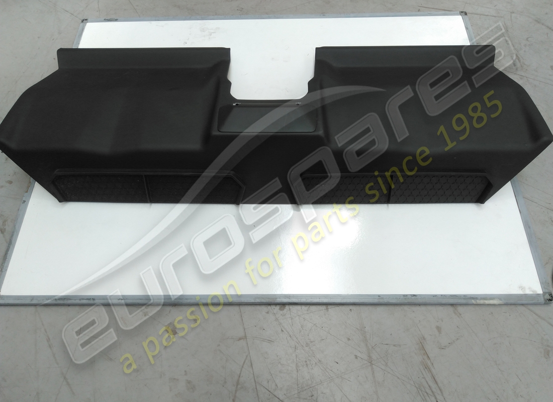 doublure lamborghini d'occasion, panneau arrière t. rangement paroi arrière. numéro de pièce 4t0868571m (2)