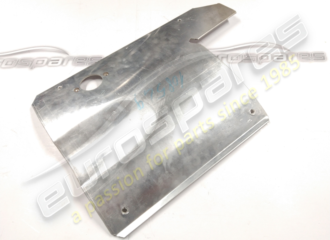 nouveau bouclier thermique ferrari. numéro de pièce 108549 (2)