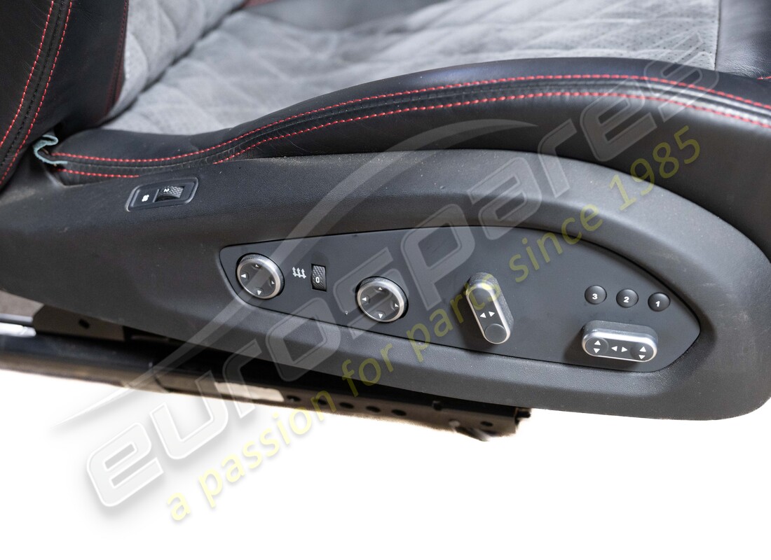 utilisé ferrari intérieur complet (rhd). numéro de pièce 838420000 (7)
