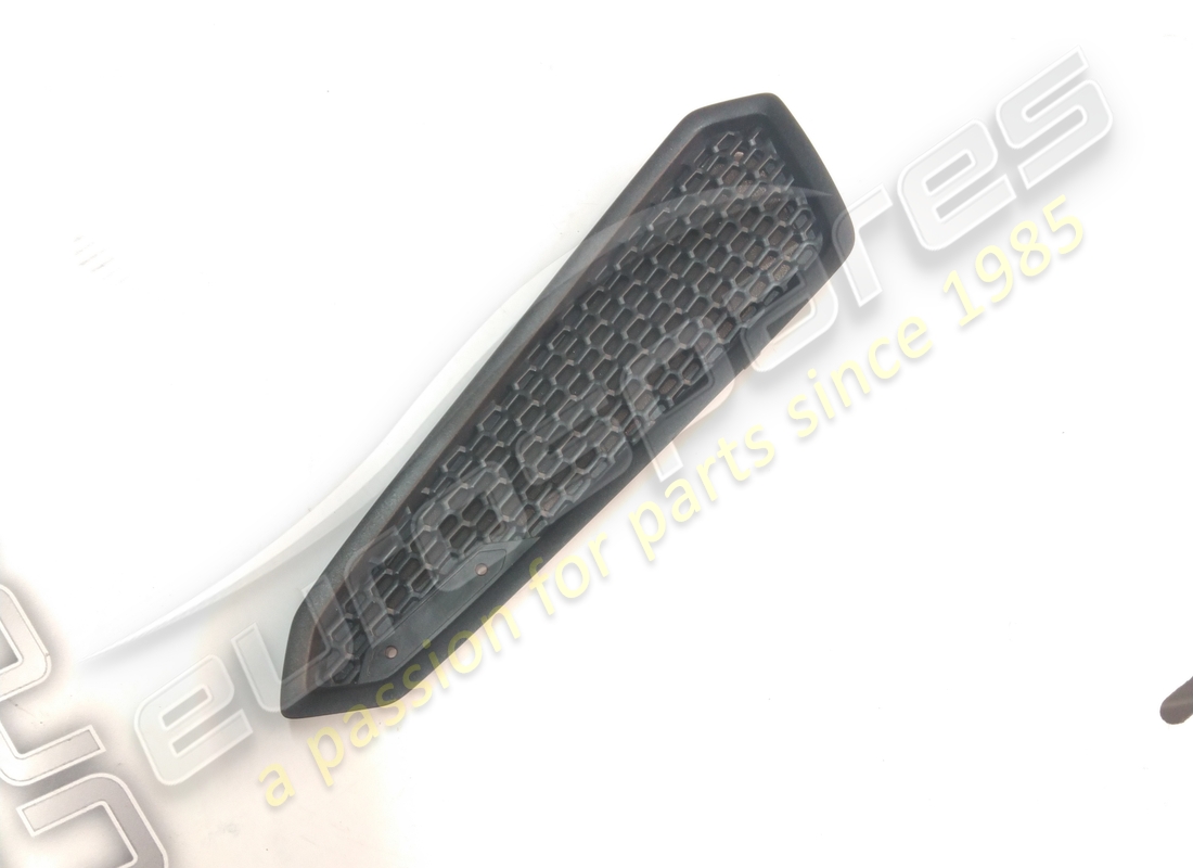 grille de haut-parleur lamborghini utilisée. numéro de pièce 4t0868299 (1)