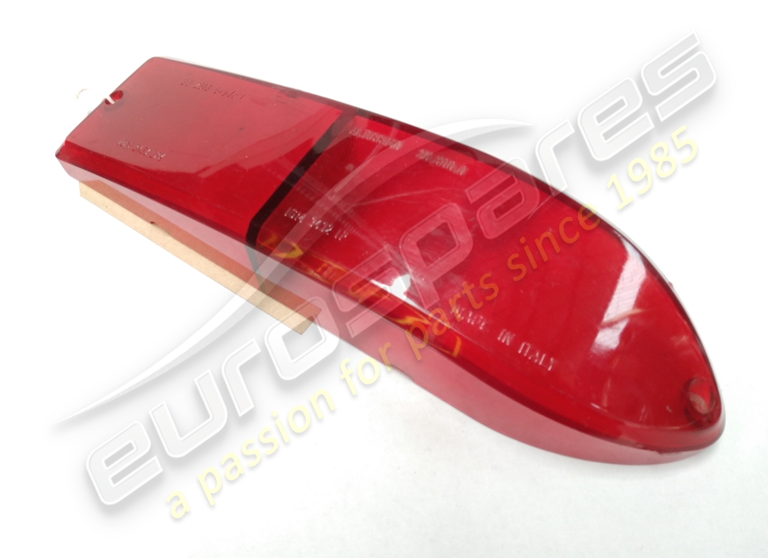 LENTILLE DE FEU ARRIÈRE DROIT Ferrari UTILISÉ. NUMÉRO DE PIÈCE 2428234200 (1)
