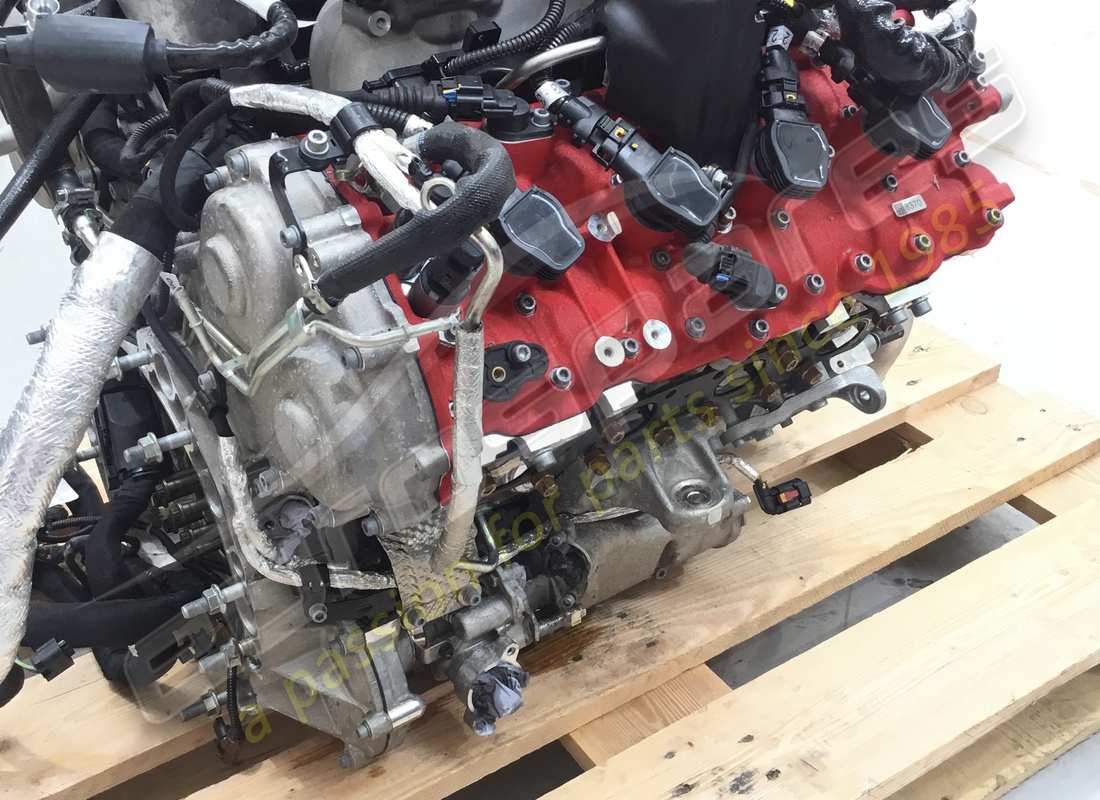 moteur tributo d'occasion ferrari. numéro de pièce 985000334 (7)