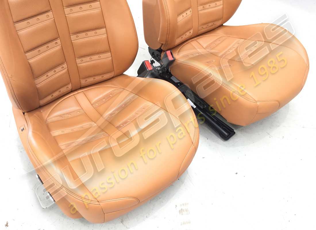 utilisé eurospares california t - paire de confort des places - cuir cacher (cuoio) avec coutures noires - entièrement électrique - design de style daytona - applicable pour gd. numéro de pièce eap1329829 (3)