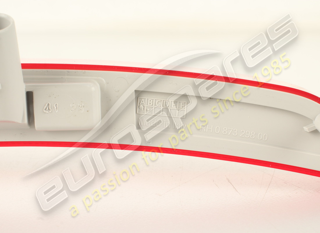 nouveau ferrari clignotant arrière droit. numéro de pièce 87329800 (5)