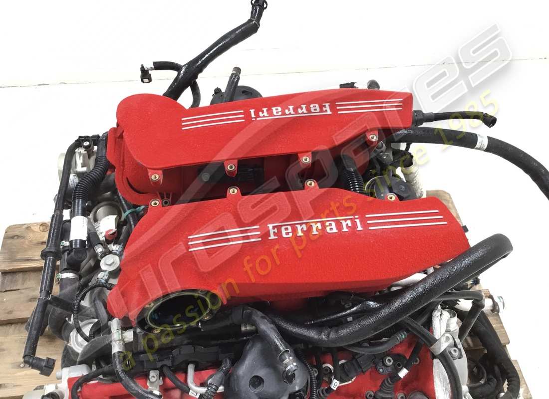 moteur ferrari 488 utilisé. numéro de pièce 985000235 (9)