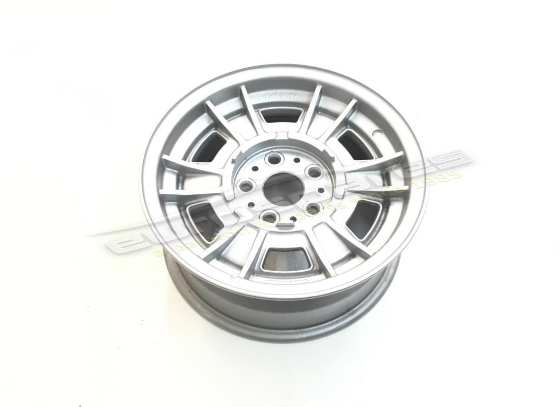 ROUE Ferrari UTILISÉE. NUMÉRO DE PIÈCE 104920A (1)