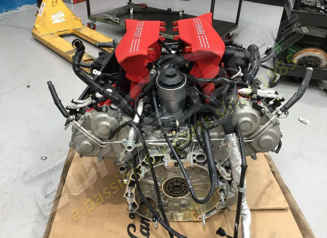 moteur ferrari 488 utilisé. numéro de pièce 985000235 (5)