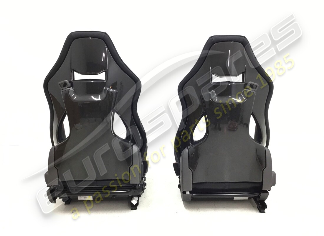 nouveau ferrari 488 lhd racing des places en noir. numéro de pièce 876389000 (2)