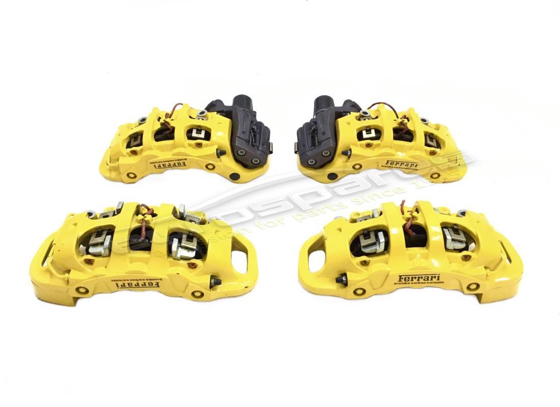 JEU D'ÉTRIERS JAUNES Ferrari UTILISÉ (4 PCS) . NUMÉRO DE PIÈCE 309264000 (1)