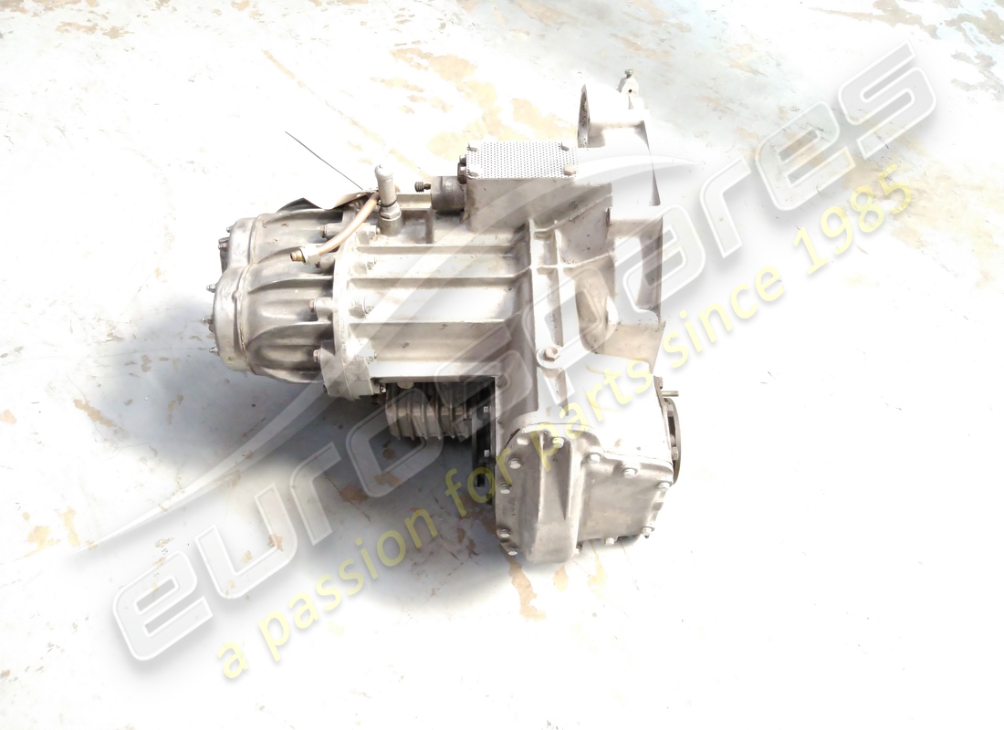 boîte de vitesses complète lamborghini reconditionnée. numéro de pièce 002409589 (2)