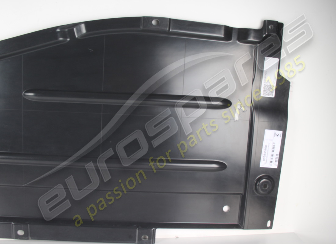 NOUVEAU FERRARI AVANT AÉRODYNAMIQUE INFÉRIEUR GAUCHE NUMÉRO DE PIÈCE 83948400 (3) nouveau ferrari avant aérodynamique inférieur gauche numéro de pièce 83948400 (3)