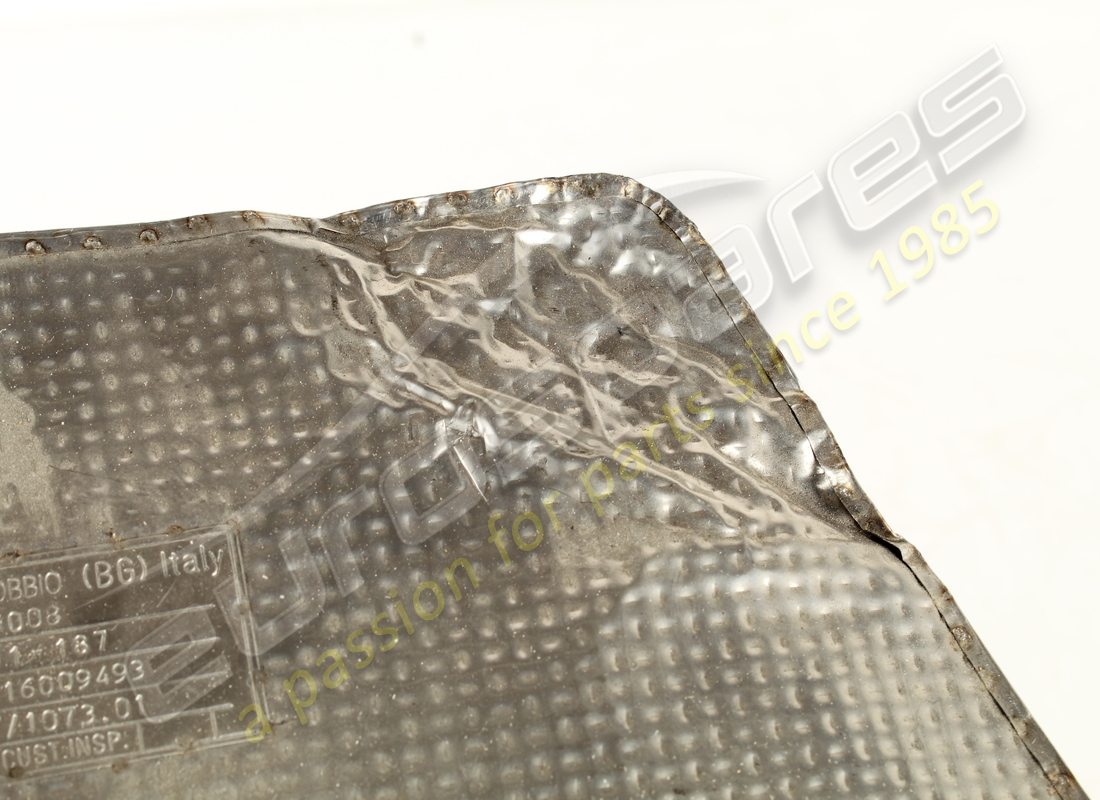 feuille de protection thermique utilisée lamborghini. référence 07m911295 (2)
