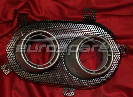 nouveau ferrari grille d'échappement gauche numéro de pièce 86090300