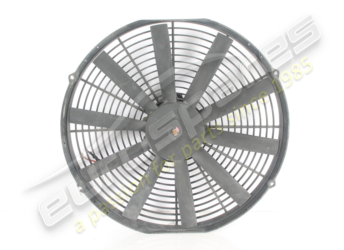 ensemble de ventilateur électrique complet ferrari endommagé. numéro de pièce 155064 (2)