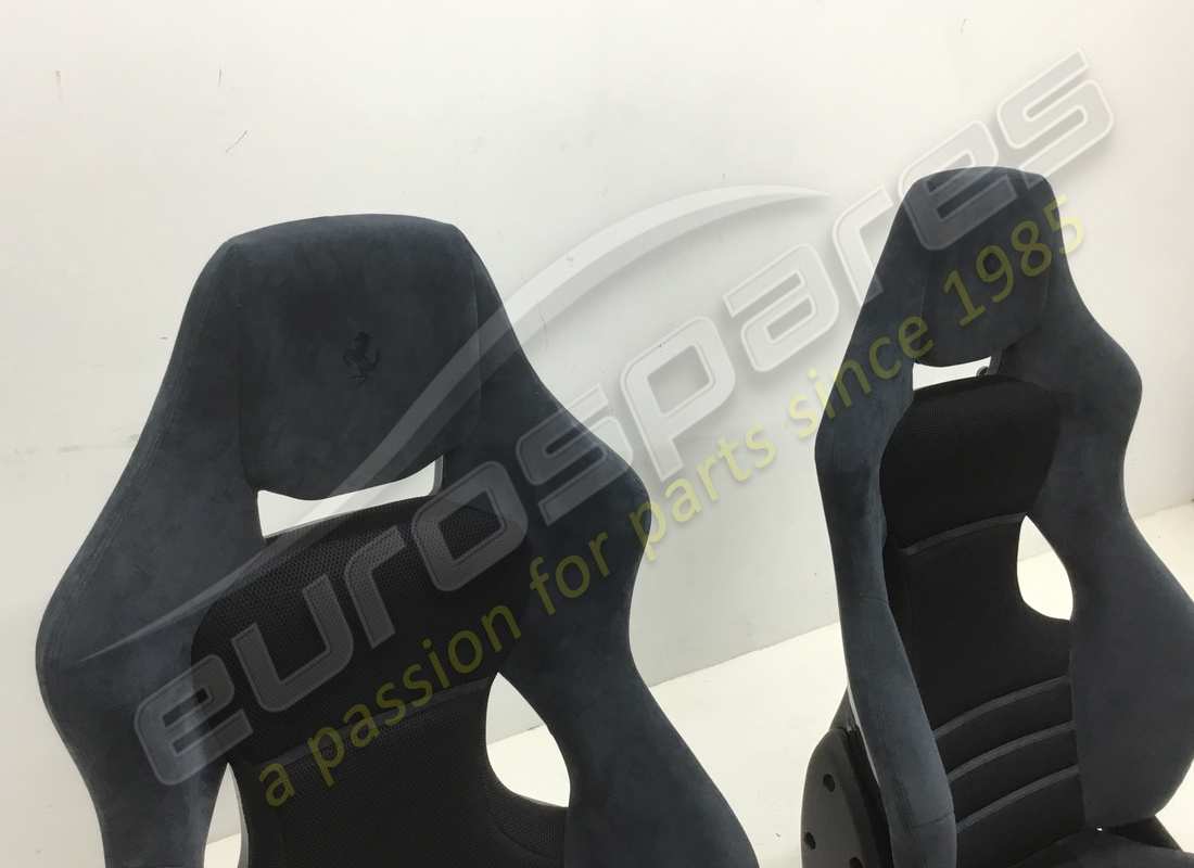 nouvelle ferrari paire carbon racing des places complète. numéro de pièce 868504000 (4)