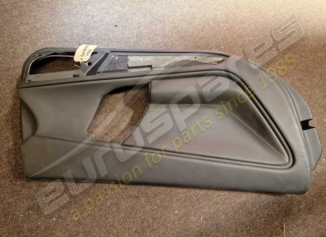 PANNEAU DE GARNITURE DE PORTE Lamborghini UTILISÉ. NUMÉRO DE PIÈCE 401867105G (1)