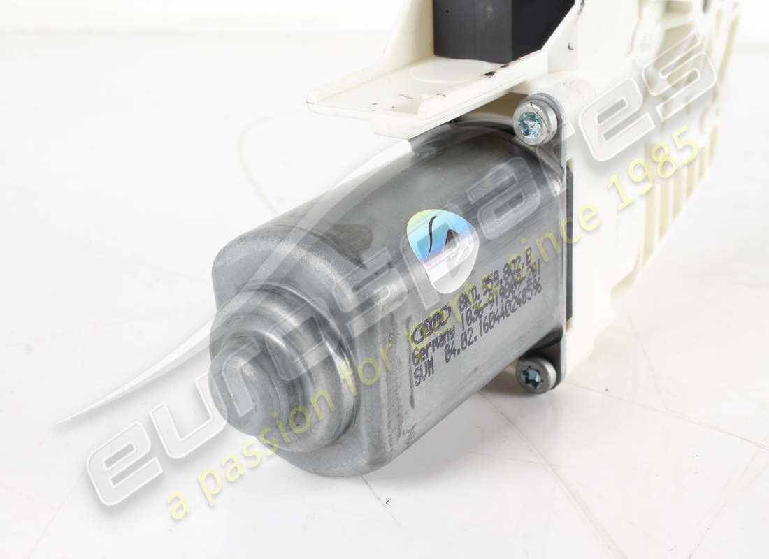 moteur gauche d'occasion lamborghini, fenêtre. numéro de pièce 8k0959802b (3)