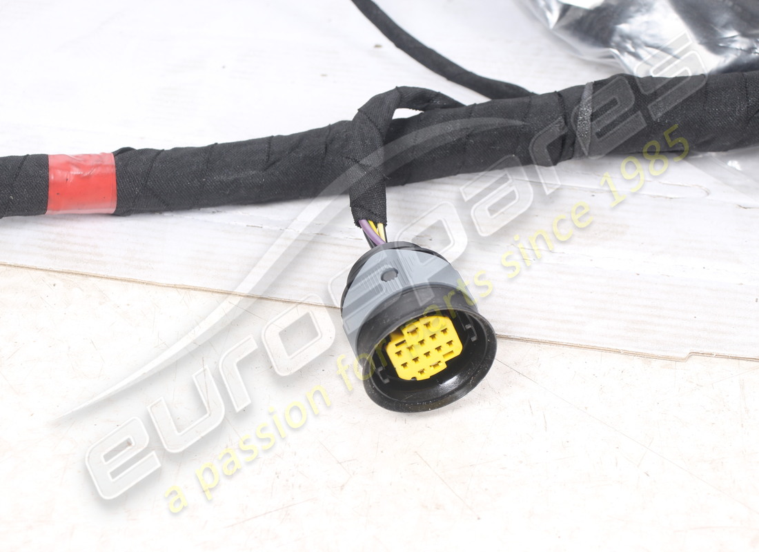 NOUVEAU CÂBLE DE COMPARTIMENT MOTEUR FERRARI - VA. RÉFÉRENCE 229832 (4) nouveau câble de compartiment moteur ferrari - va. référence 229832 (4)