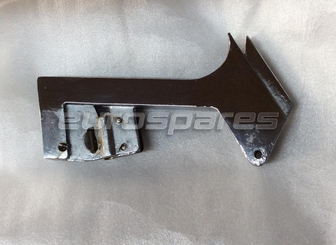 nouveau ferrari base de clignotant gauche. numéro de pièce 1353034102 (1)