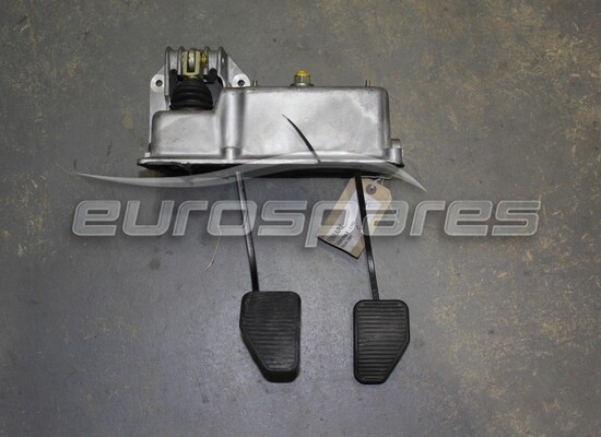 utilisé ferrari boîtier de support de pédale rhd numéro de pièce 123472