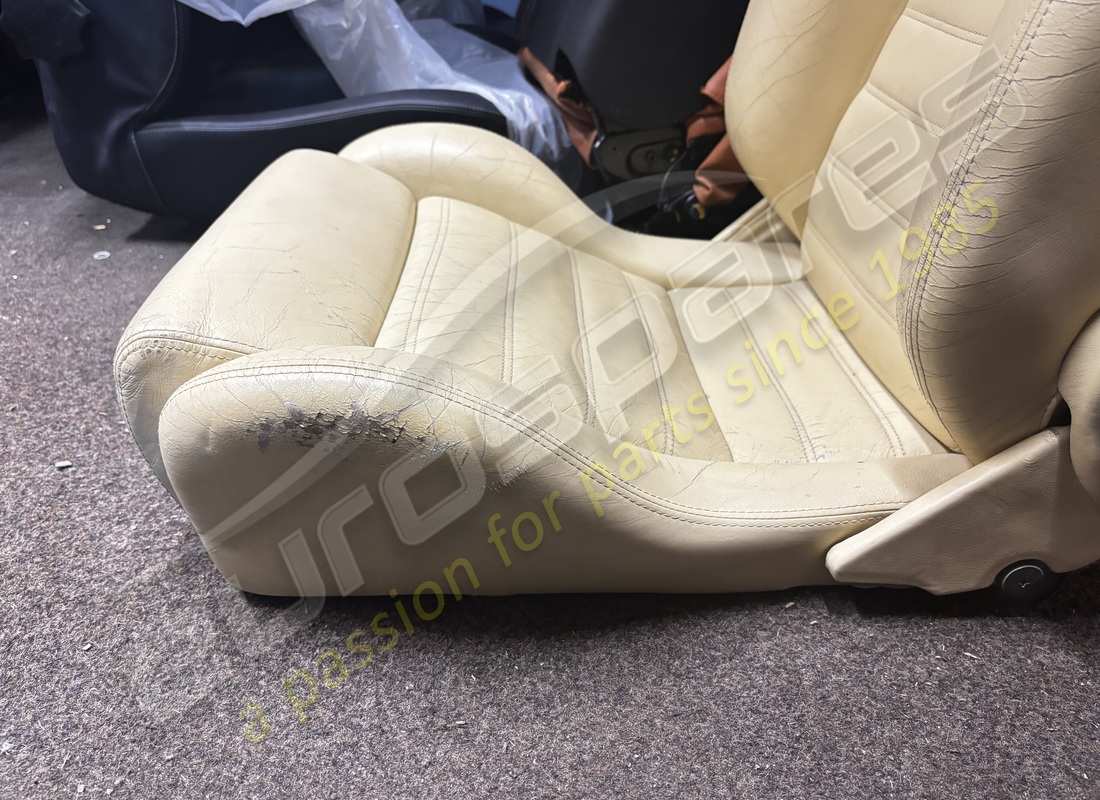 utilisé ferrari paire de crème des places. numéro de pièce 900114699 (6)