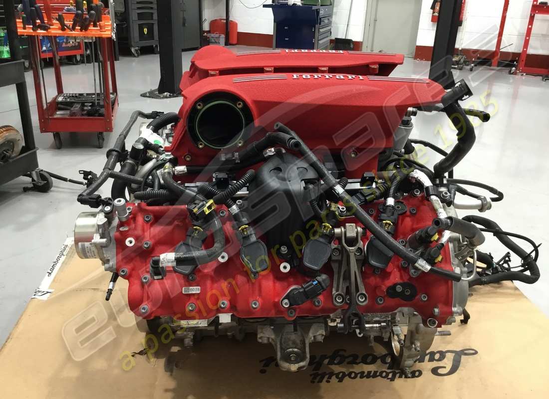moteur ferrari 488 utilisé. numéro de pièce 985000235 (4)